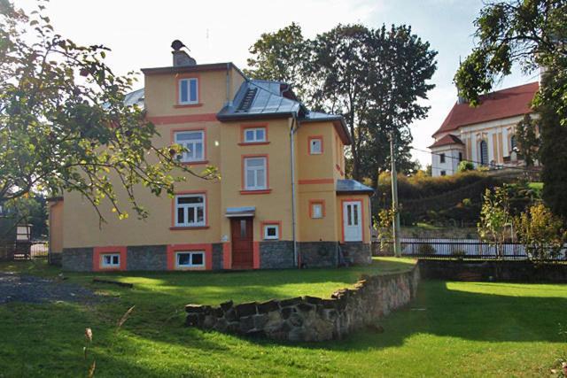 Stara Mlekarna Hotel Kytlice Kültér fotó